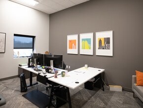 71 SE 29th Ter, Lees Summit, MO for lease Interior Photo- Image 1 of 7