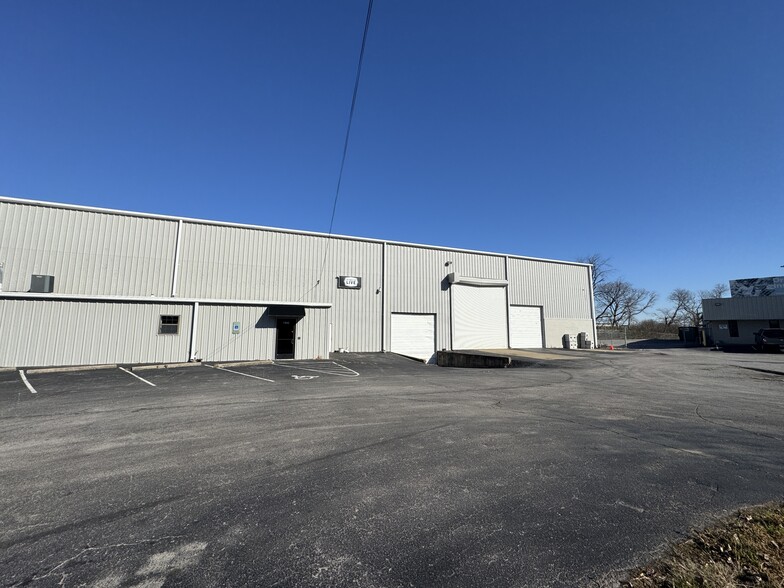 1450 Poplar Ln, Nashville, TN for lease - Building Photo - Image 2 of 15