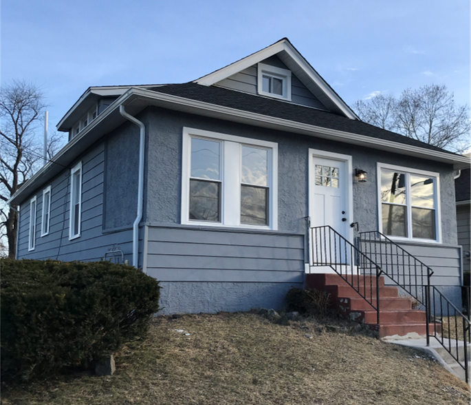 Gloucester City Portfolio portfolio of 3 properties for sale on LoopNet.com - Building Photo - Image 1 of 11