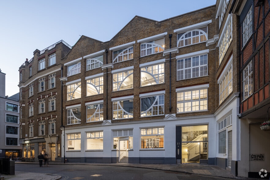 32-34 Gresse St, London for lease - Building Photo - Image 2 of 8