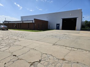 1874 S Florence Ct, Wichita, KS for lease Building Photo- Image 2 of 12