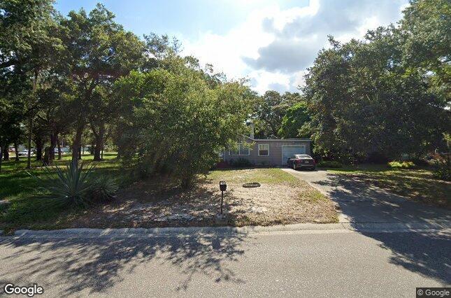 1011 Lakeview Rd, Clearwater, FL 33756 | LoopNet