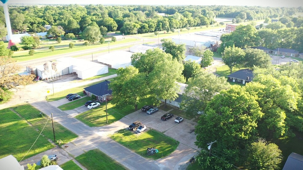 135-155 Holley st, Blossom, TX for sale - Commercial Listing Video - Image 2 of 31