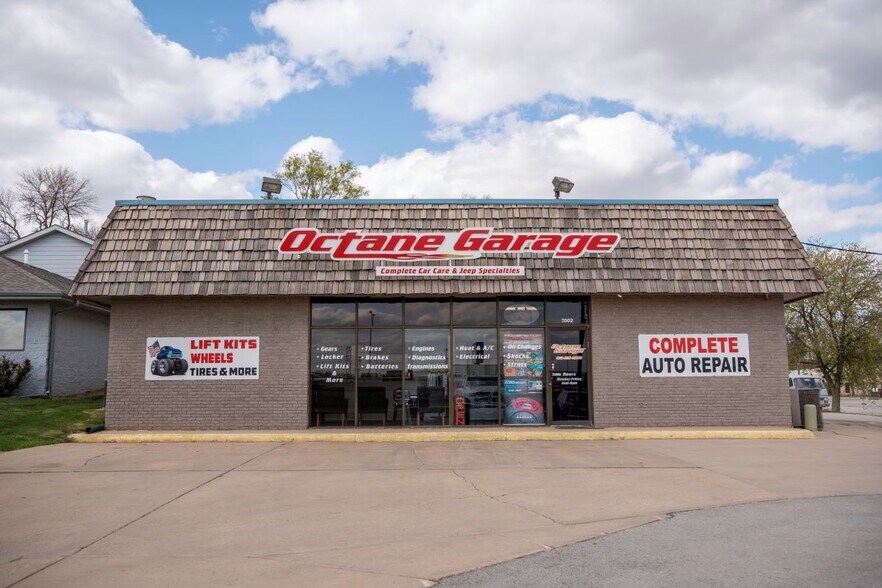 7002 L St, Omaha, NE for sale - Building Photo - Image 1 of 1