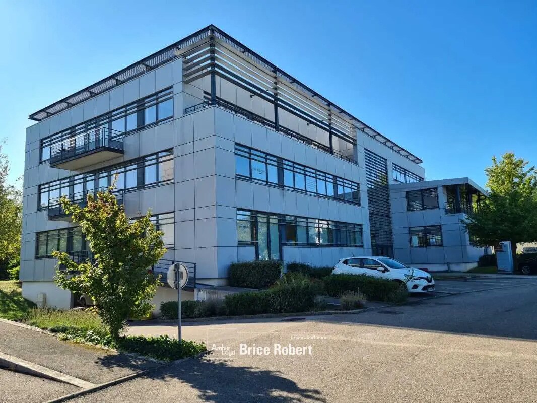 Office in Saint-Priest for lease Building Photo- Image 1 of 14