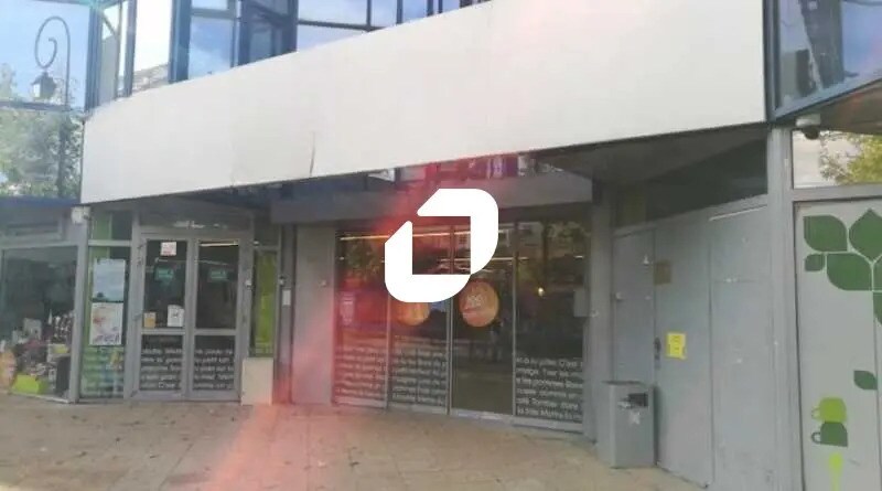 Retail in Saint-Maur-des-Fossés for lease - Building Photo - Image 3 of 5