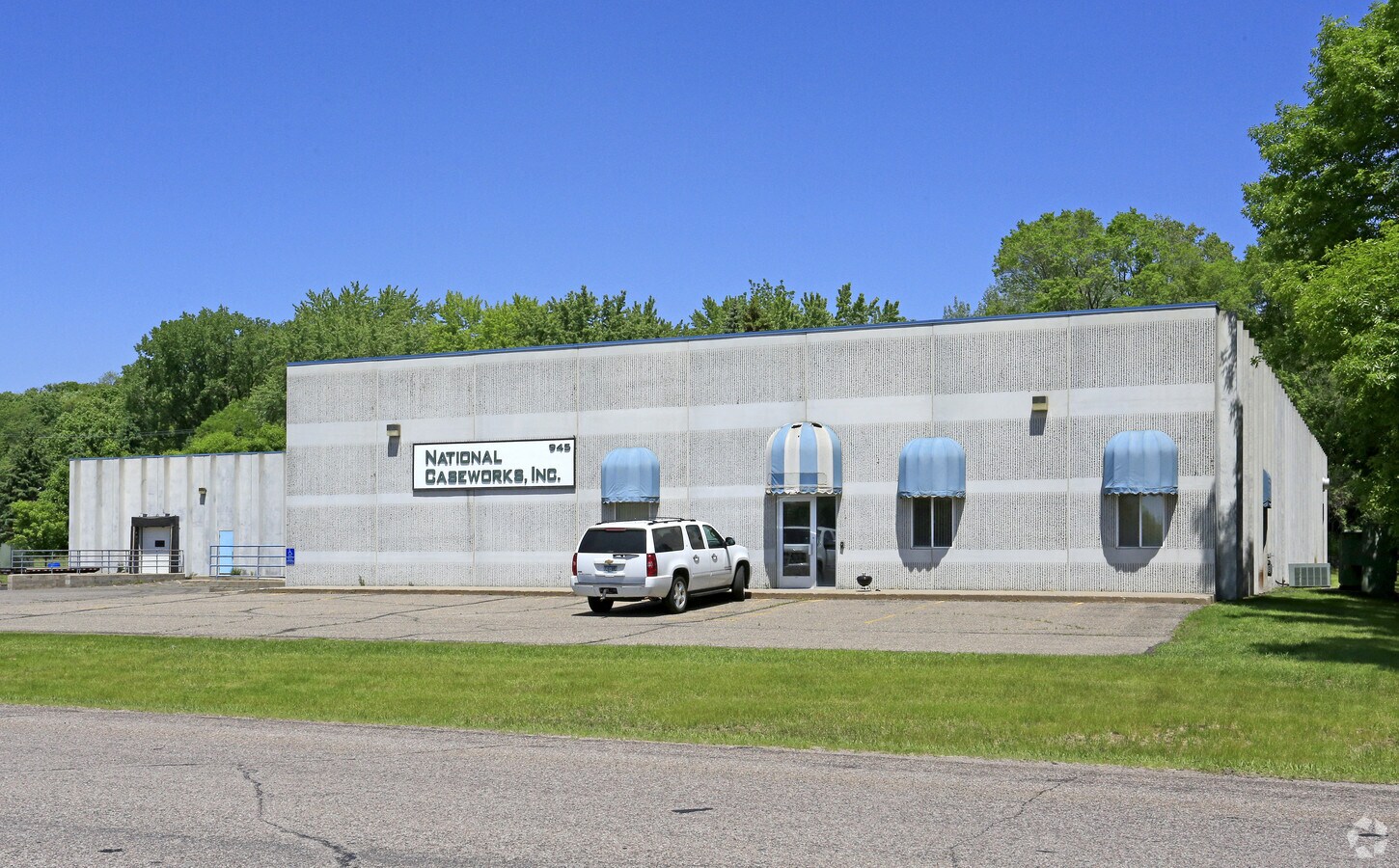 945 Industrial Dr S, Sauk Rapids, MN 56379