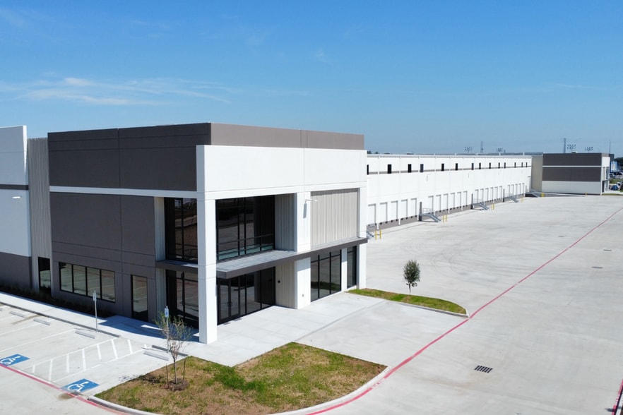 5415 South Loop E, Houston, TX for lease - Building Photo - Image 2 of 5