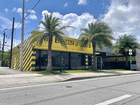 4940 NW 7th Ave, Miami FL - Convenience Store