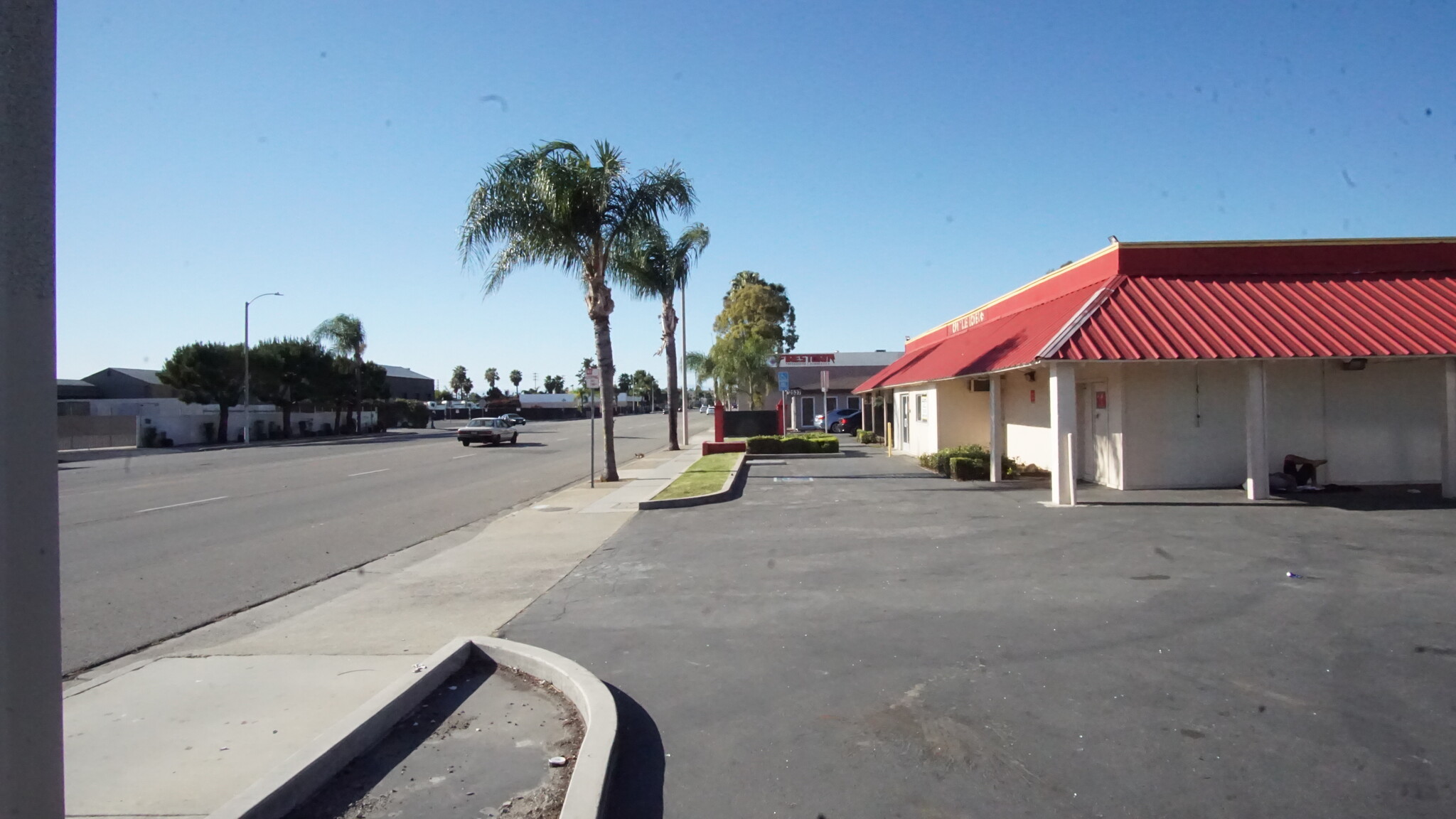 2541 S Main St, Santa Ana, CA 92707 - Retail for Lease | LoopNet.com