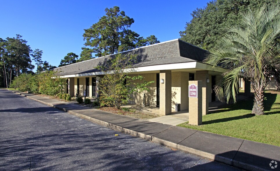 1240 Blountstown, Tallahassee, FL 32304