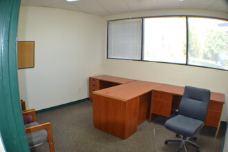 1850 S Waterman Ave, San Bernardino, CA for lease Interior Photo- Image 2 of 21