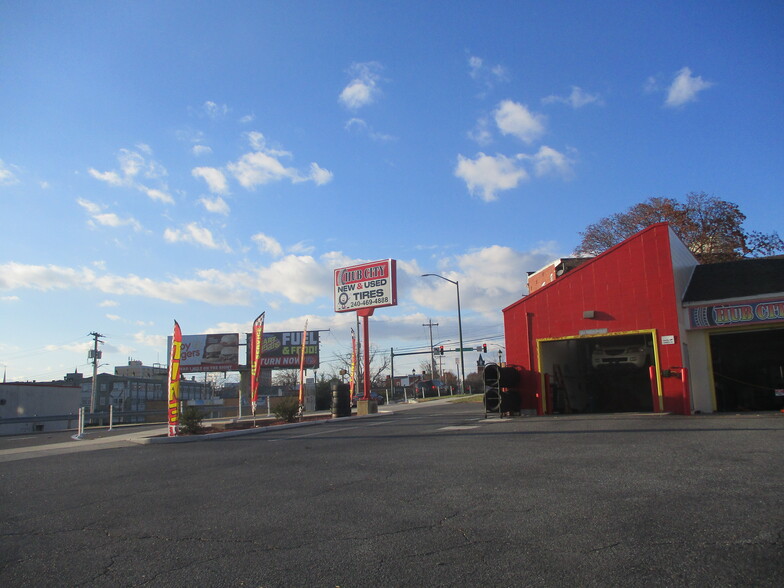 313 E Franklin St, Hagerstown, MD for sale - Building Photo - Image 2 of 8