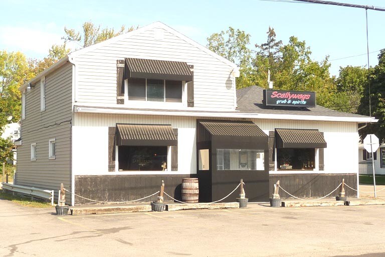 6558 Lake Shore Rd, Derby, NY for sale - Primary Photo - Image 1 of 1