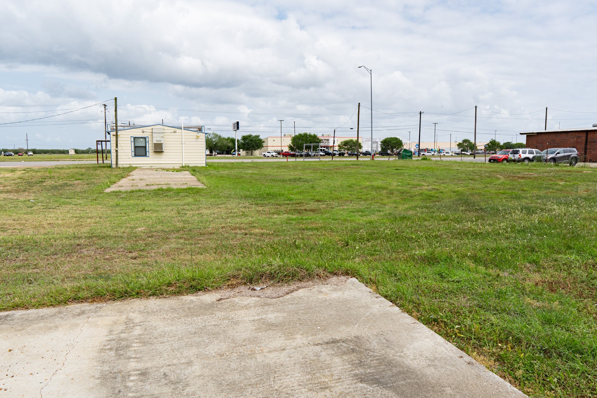 9505 N Navarro St, Victoria, TX for sale Primary Photo- Image 1 of 1