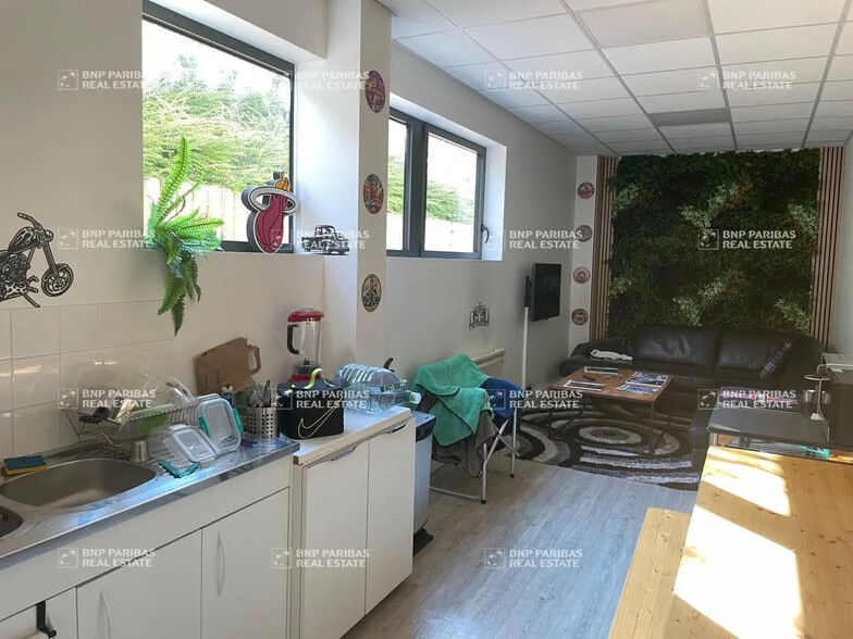 Flex in Bussy-Saint-Georges for sale - Interior Photo - Image 3 of 4