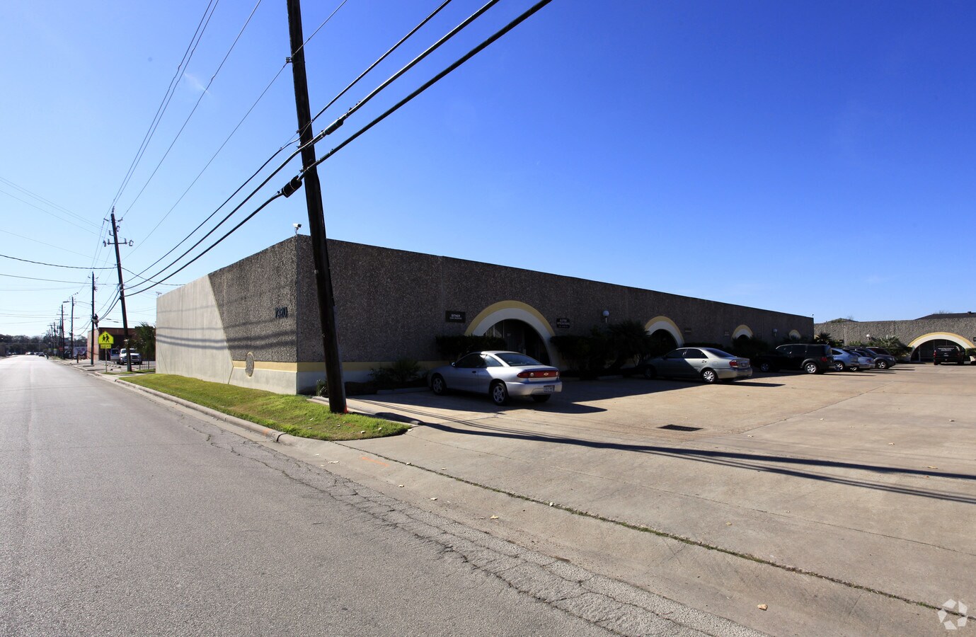 7320 Ashcroft Dr, Houston, TX 77081