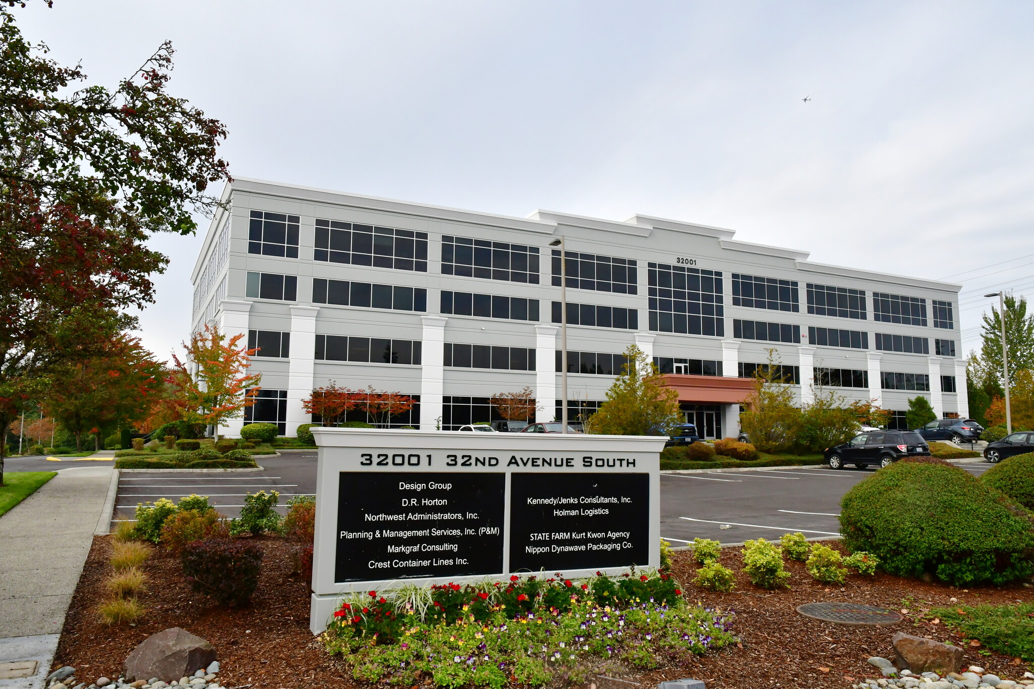 32001 32nd Ave S, Federal Way, WA for lease Building Photo- Image 1 of 20