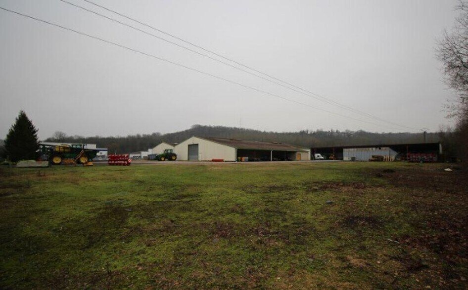 Flex in Billy-sur-Aisne for sale - Building Photo - Image 2 of 3