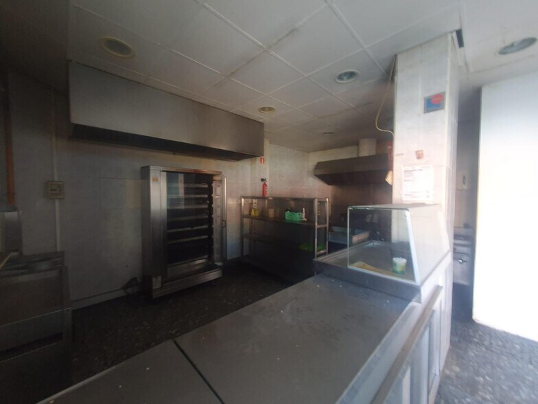 Barzola, Sevilla, 26, SEVILLA, Sevilla for sale - Building Photo - Image 1 of 7