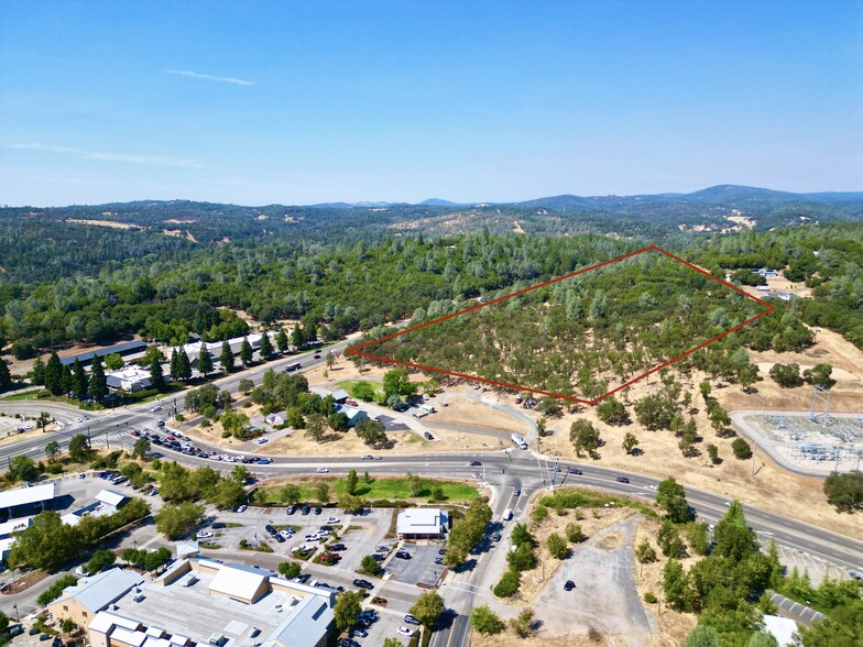 22630 Cameo dr, Grass Valley, CA for sale - Primary Photo - Image 1 of 8