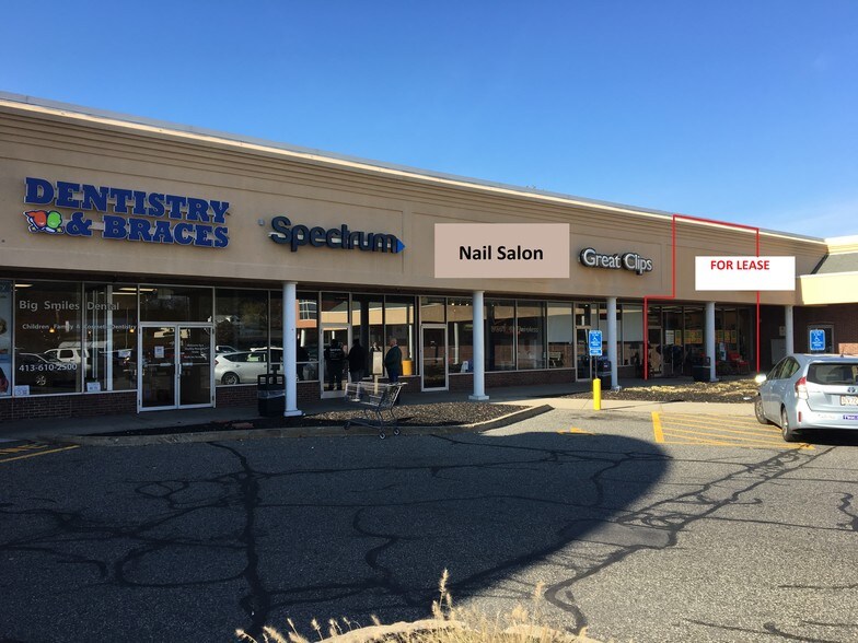 433 Center St, Ludlow, MA 01056