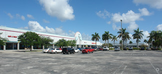 More details for 7591-7915 S Dixie Hwy, West Palm Beach, FL - Retail, Industrial for Lease