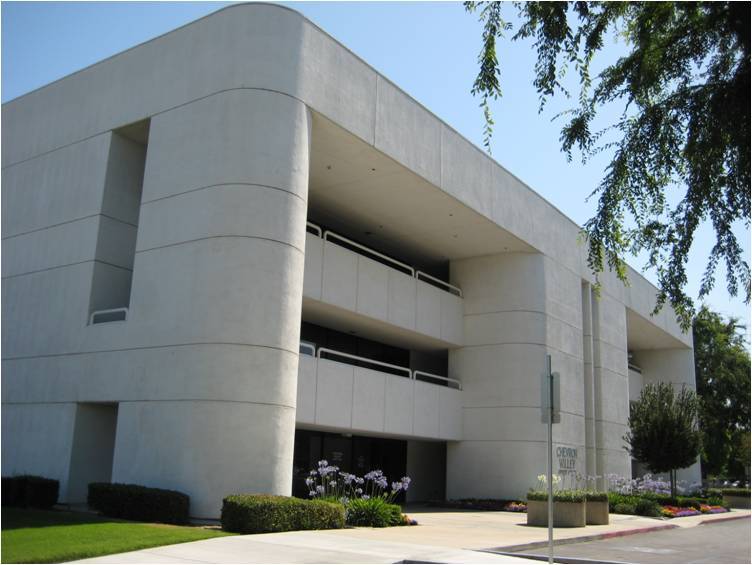 5555 California Ave, Bakersfield, CA for lease Building Photo- Image 1 of 7
