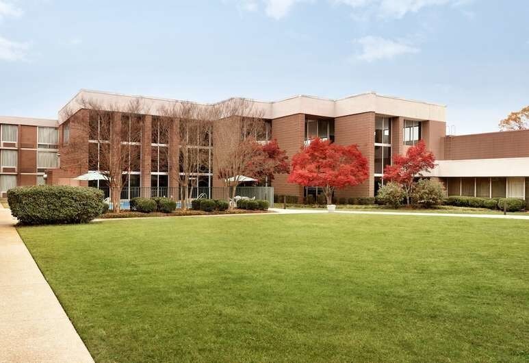 4900 Hatch Blvd, Sheffield, AL for sale - Building Photo - Image 1 of 1