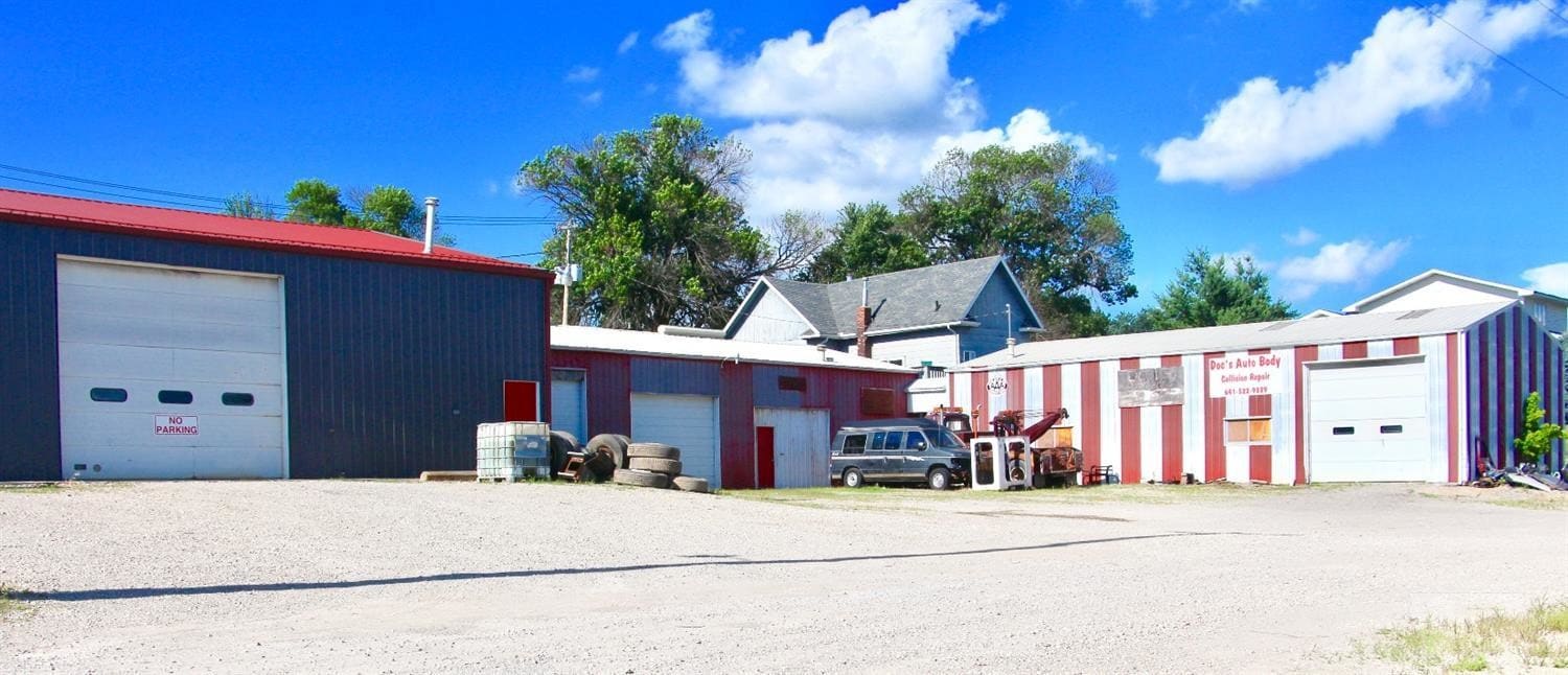219 E 2nd St, Brooklyn, IA for sale Primary Photo- Image 1 of 1