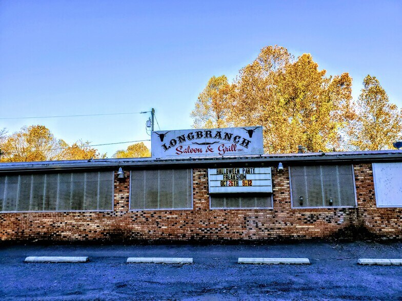 587 Baxter Rd, Hedgesville, WV for sale - Primary Photo - Image 1 of 1