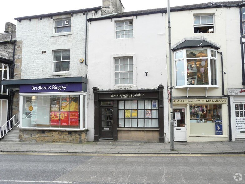 80 High St, Skipton, BD23 1JJ