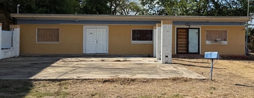 6545 Historic Old US 90 Hwy, San Antonio, TX for sale - Building Photo - Image 1 of 1