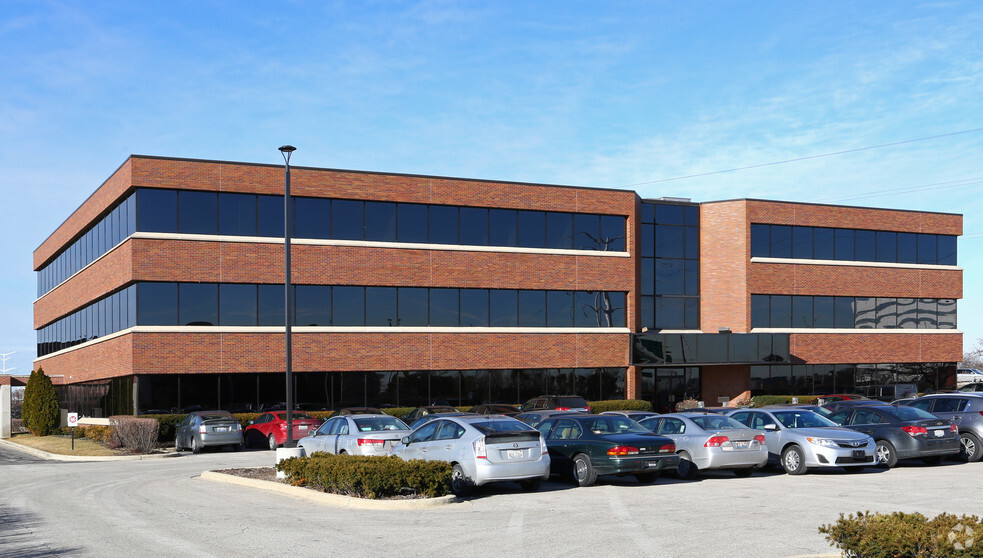 1110 Jorie Blvd, Oak Brook, IL for lease - Building Photo - Image 3 of 12