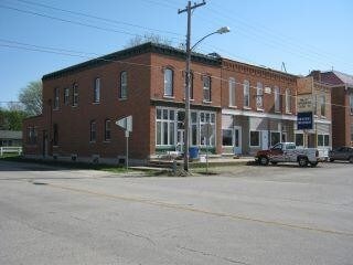 102 E Main St, Altona, IL for sale Primary Photo- Image 1 of 1