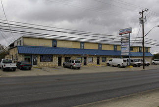 More details for 7205-7211 Somerset Rd, San Antonio, TX - Retail for Sale