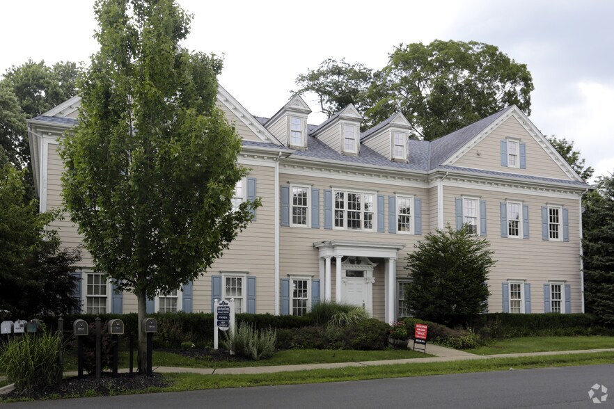 51 Grove St, Chester, NJ for sale - Building Photo - Image 1 of 1