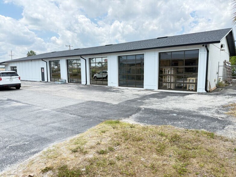 2130 King St, Cocoa, FL for lease - Building Photo - Image 2 of 12