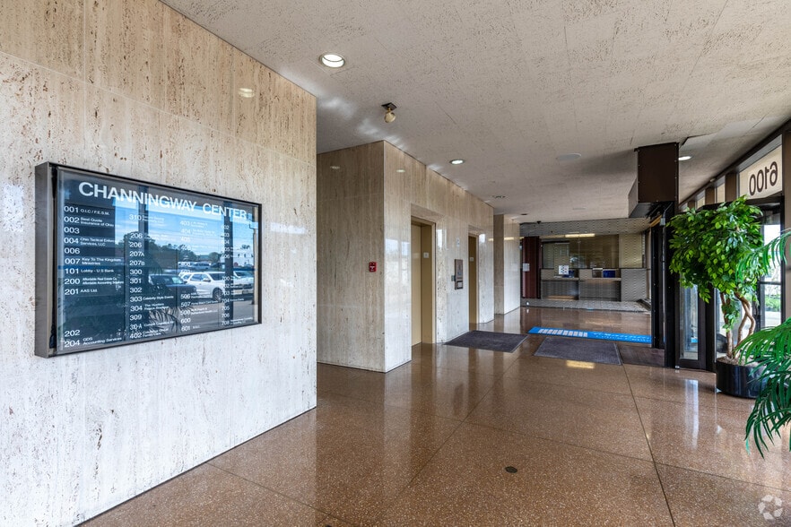 6100 Channingway Blvd, Columbus, OH for lease - Lobby - Image 3 of 10