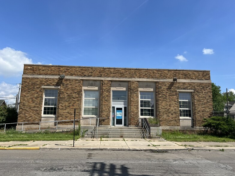 235 Burke St, River Rouge, MI for sale - Building Photo - Image 1 of 5