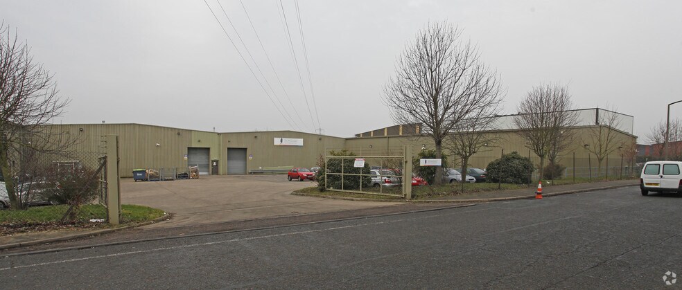 Stonehill Way, Huntingdon for lease - Building Photo - Image 2 of 5