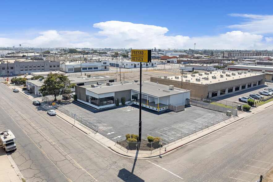 245 M St, Fresno, CA for lease - Building Photo - Image 3 of 19