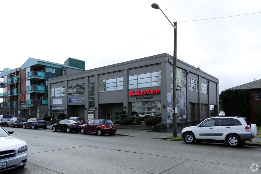 4727 44th Ave SW, Seattle, WA for sale - Primary Photo - Image 1 of 1