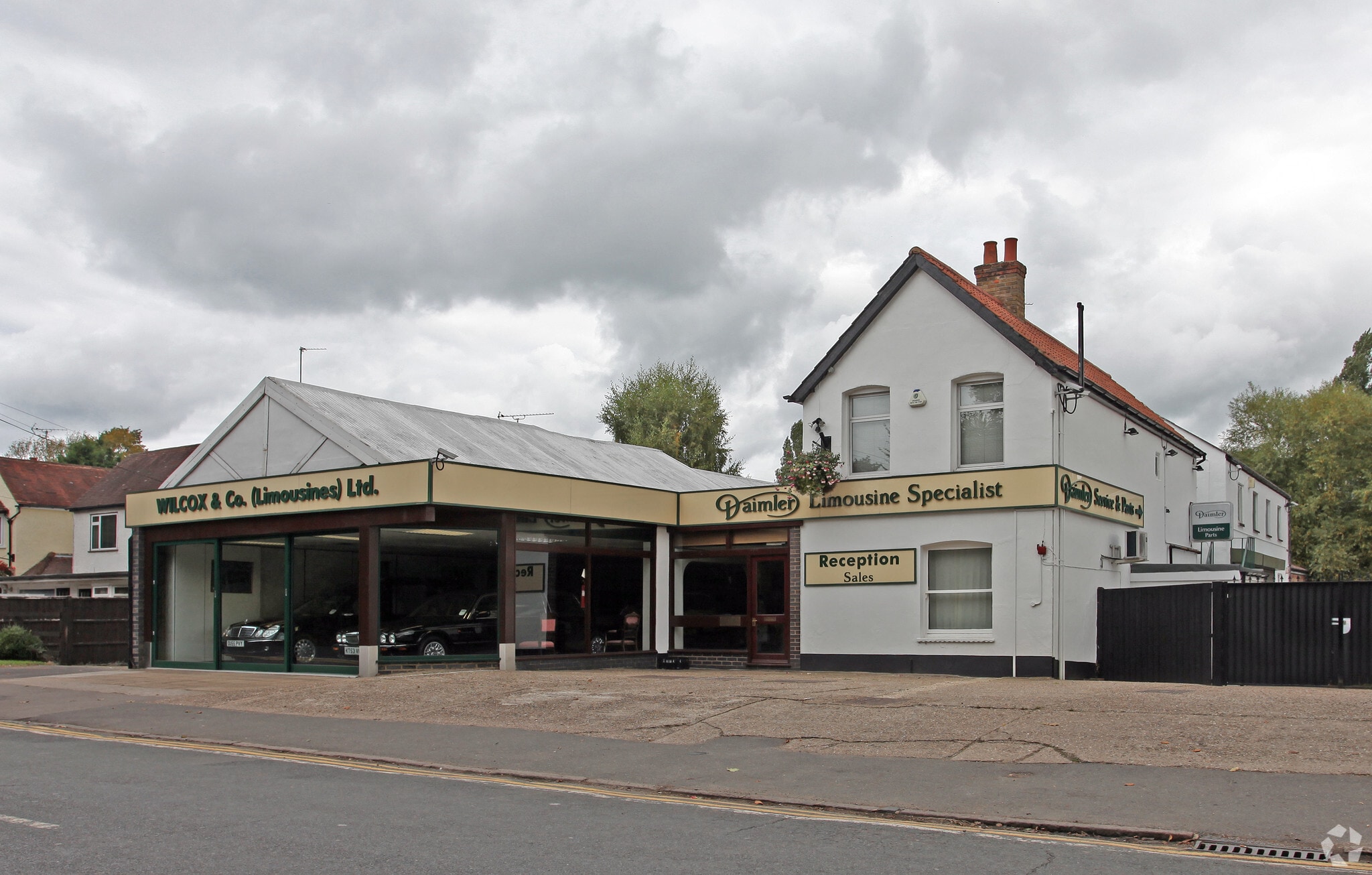 21-25 Lower Rd, Gerrards Cross for sale Primary Photo- Image 1 of 1