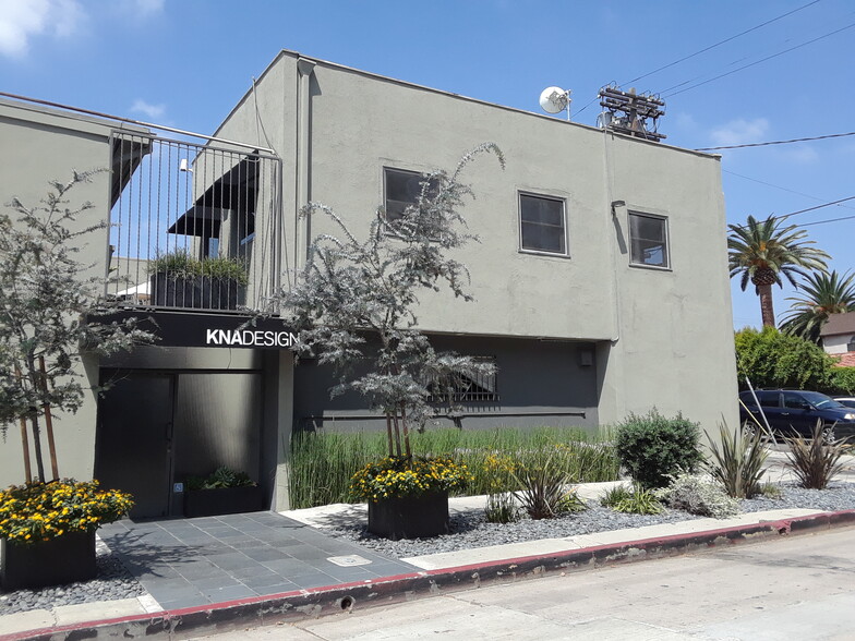 8255 Beverly Blvd, Los Angeles, CA for lease - Building Photo - Image 2 of 5