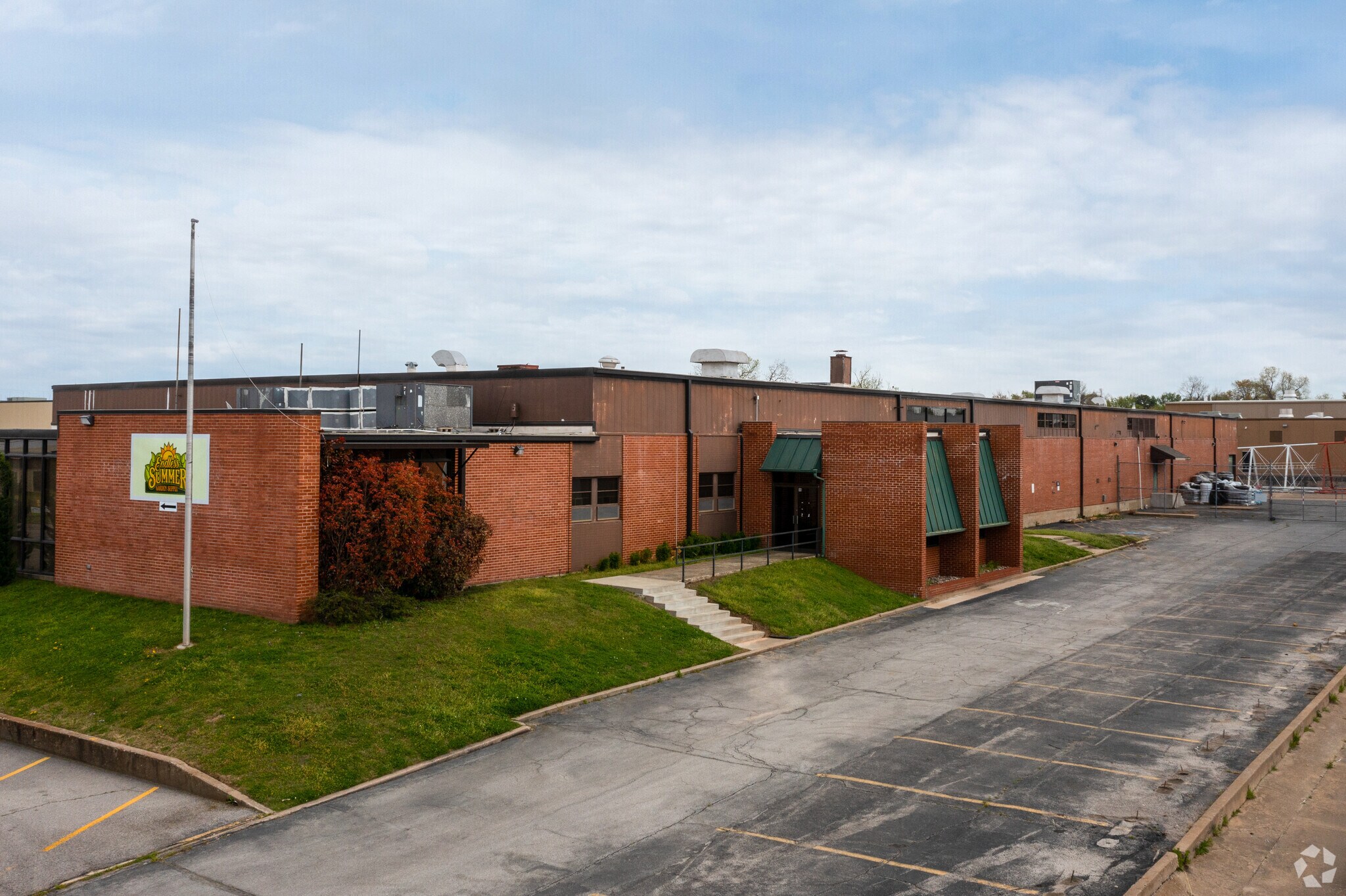 6650 E 44th St, Tulsa, OK for lease Primary Photo- Image 1 of 5