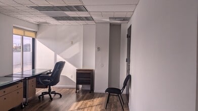 11077 Biscayne Blvd, North Miami, FL for lease Building Photo- Image 2 of 5