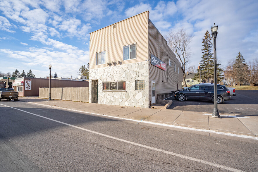 1321 Commonwealth Ave, Duluth, MN for sale - Building Photo - Image 1 of 30