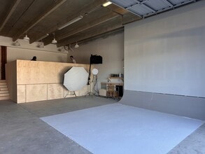 1142 Okeechobee Rd, West Palm Beach, FL for lease Interior Photo- Image 1 of 4