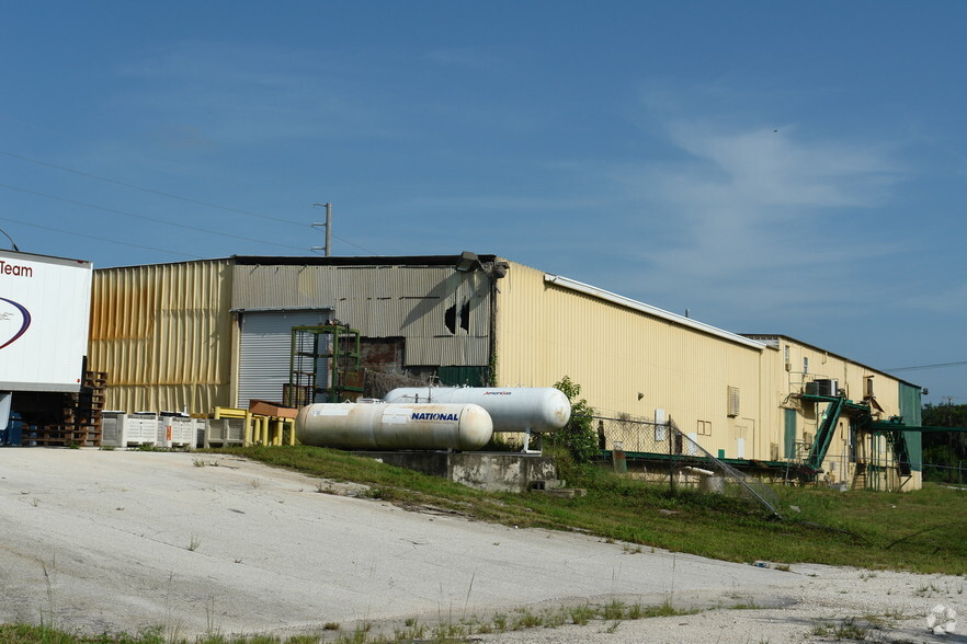 4788 N US Highway 1, Fort Pierce, FL for lease - Building Photo - Image 3 of 7